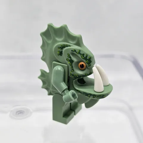 LEGO Atlantis Baracuda Guardian Green Fish Minifigure 7985 7978 Angler Attack 2"