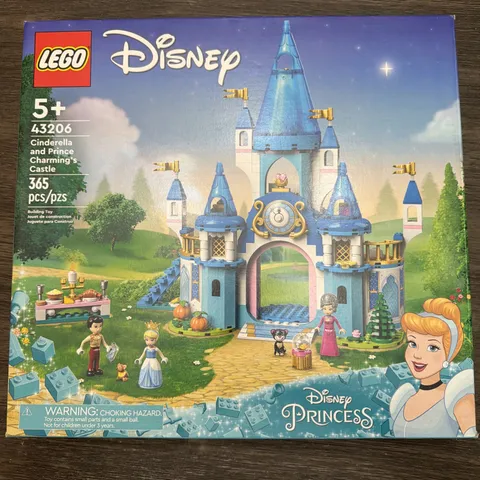 Lego Disney Princess Cinderella and Prince Charming's Castle 43206 *BRAND NEW*