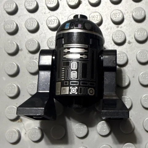 LEGO R2-Q5 Black R2-D2 Astromech Droid Star Wars Minifigure 7958 10188 Genuine