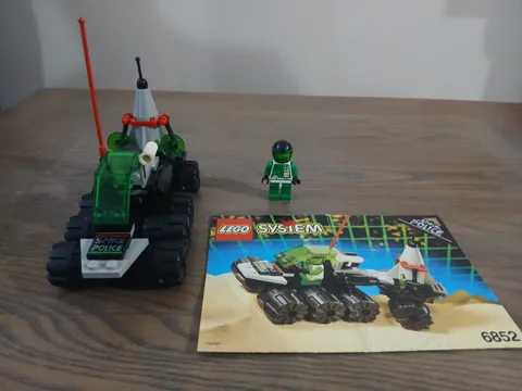 LEGO System: Sonar Security (6852) 100% Complete w Minifigures & Instructions
