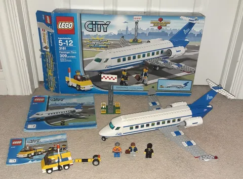 Lego Passenger Plane Airplane 3181 Instructions box Minifigures City Collection