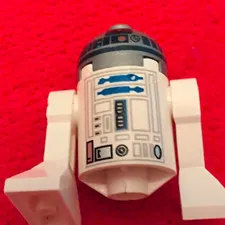 LEGO Star Wars R2-D2 Droid Plastic Minifigure Figure LEGO Set Name R2-D2 Age 4+