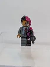 LEGO 70915 TwoFace Minifigure Batman Movie Pink Splatter Suit 71017 EUC