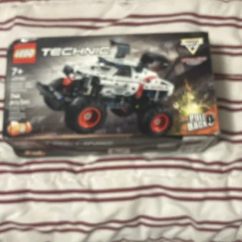 LEGO Technic 42150 Monster Jam Monster Mutt Dalmatian Pull-Back