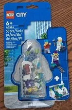 LEGO CITY: Electric Scooters & Charging Dock (40526)