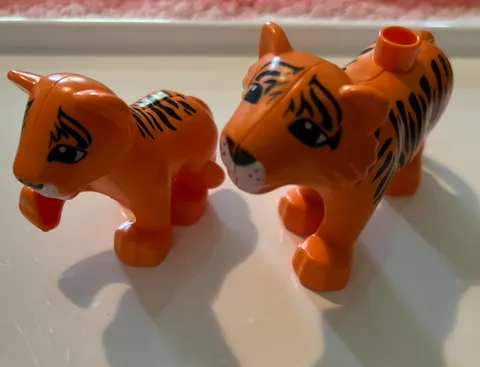 Lego Duplo Tiger and Tiger Cub Figures Zoo Animals