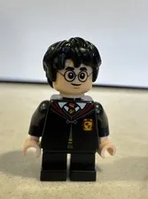 Lego Harry Potter 76387 Gryffindor Robe Black Short Legs Harry Potter Minifigure