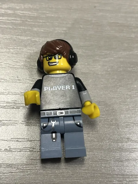 Lego Video Game Guy Minifigure CMF Series 12 71007 Col182 2014 Gamer Player 1