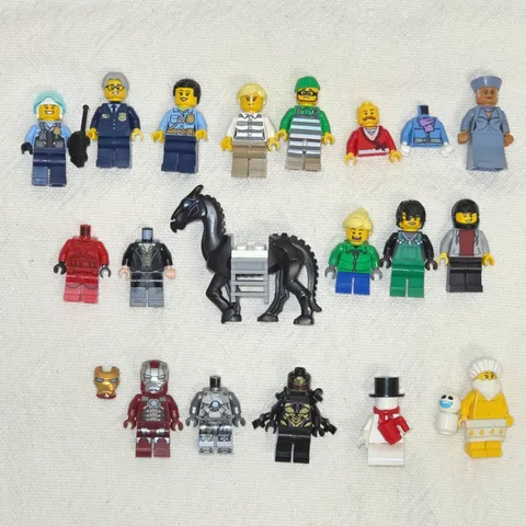 LEGO Minifigure Lot Marvel Iron Man Venom City Police Santa Horse Genuine LEGO
