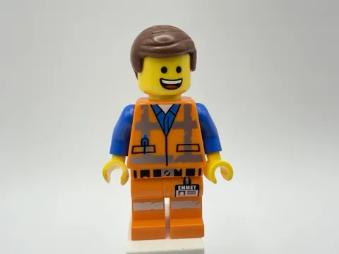 LEGO THE LEGO MOVIE Part tlm113 - Emmet, Smile/Scream, Worn Uniform - MINT