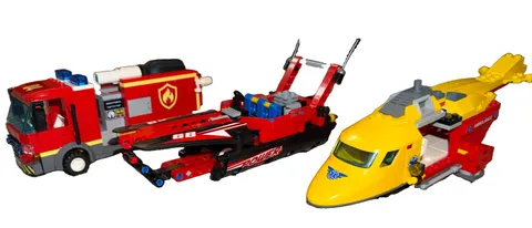 LEGO #60214 CITY - Burger Bar Fire Rescue Vehicle & Bonuses
