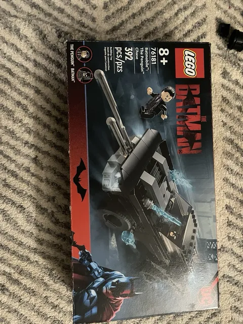 LEGO Super Heroes: Batmobile: The Penguin Chase (76181)