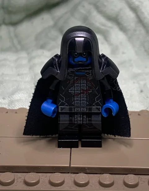 Lego Marvel Super Heroes Minifigure SH0126 Ronan the Accuser.