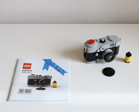 LEGO 6392343 Vintage Camera Complete w/Manual *NO Box* Promo Adult Owned