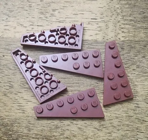 LEGO Dark Red Wedge, Plate 6 x 3 Left QTY 5. Part No. 54384.