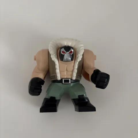 The LEGO Batman Movie  Giant Bane  MiniFigure 70914 No backpack