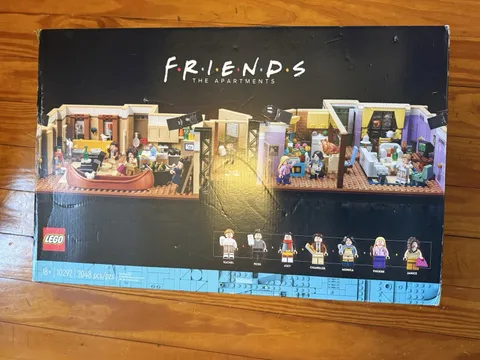 LEGO Icons: The Friends Apartments (10292) Sealed