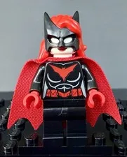 LEGO Super Heroes Batwoman Minifigure Katherine Kane Batman 2 DC 76122 sh522