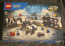 LEGO City Police Custom Police Garage 60457 489 pcs Customizable Set 6+