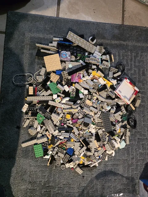 3 1/2 Lbs Misc Legos From Various Sets