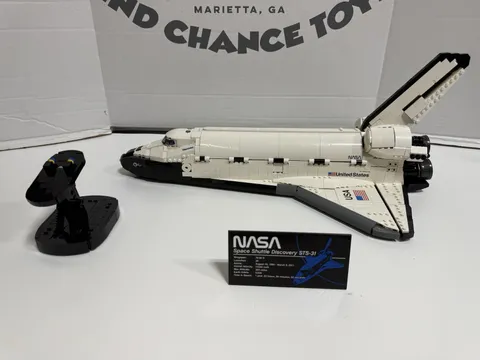 LEGO Icons: NASA Space Shuttle Discovery #10283 -Incomplete - Read Description