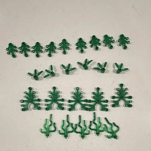 LEGO Green Plant Foliage Pieces Parts Bulk Lot Assorted Plastic