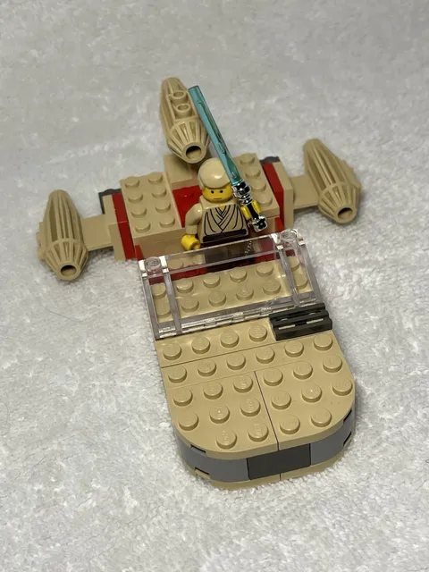 Star Wars  Landspeeder LEGO 7110 Incomplete Missing Pieces And  Obiwan