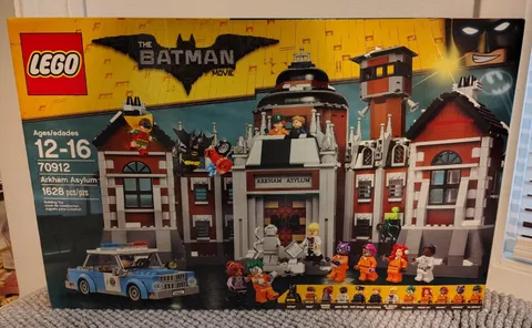 LEGO The LEGO Batman Movie: Arkham Asylum (70912) NIB Sealed