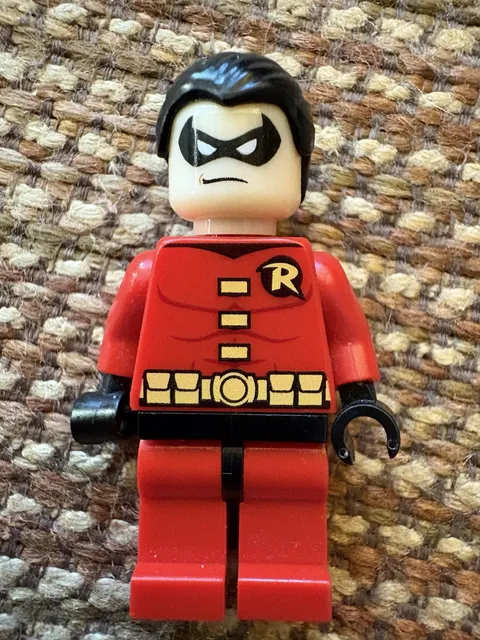 LEGO SUPERHEROES ROBIN (No Cape) MINIFIGURE