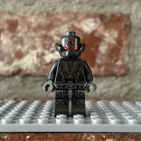 LEGO Marvel Super Heroes Minifigure SH0175 Ultron Prime