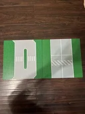 Lot Of 2 Vintage LEGO City Street Road Base Plates Grey & Green 32x32 10x10