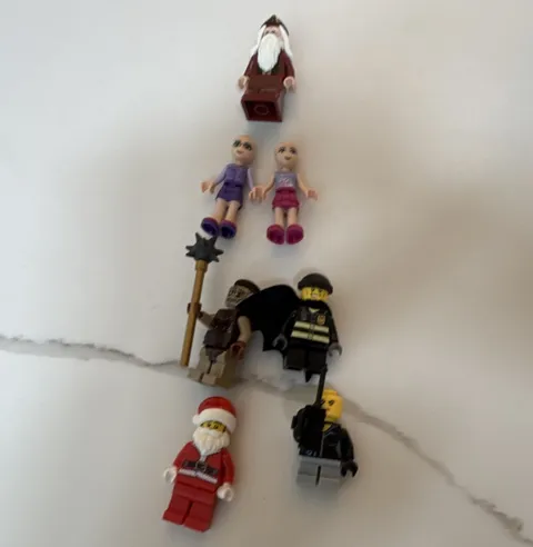 LEGO Mixed Minifigure Lot Santa w/ Accessories Mixed Figures