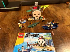 LEGO Pirates Treasure Island 70411