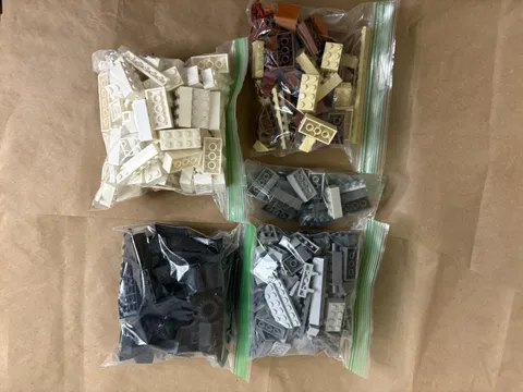 7.5 Pounds Of Lego Peices