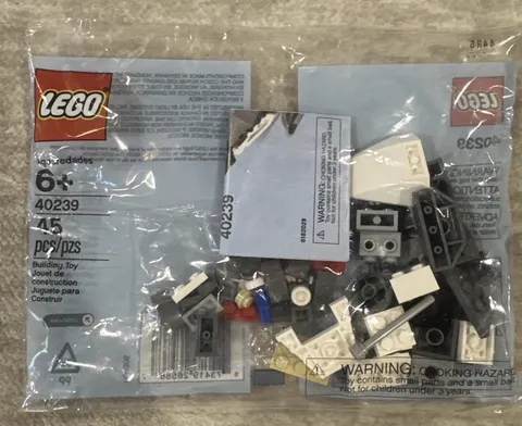 NIB LEGO 40239 NarwhalMonthly Mini Build MMBPolybag RETIRED