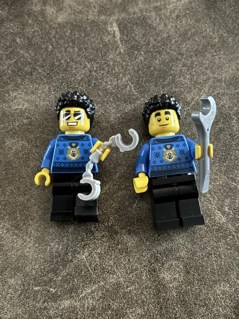 Lego Duke DeTain Minifigure City 60268 cty1207 Set Of Two Advent Calendar Day 2