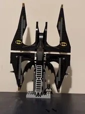 Lego Batman Minifigure 2006 And Batwing Set 7782 