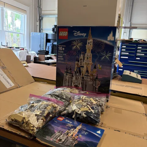 Lego Disney Cinderella Castle (71040) - Original Box ￼Instructions Minifigures