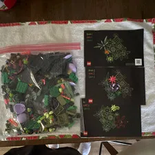 LEGO Icons Botanical Collection Succulents Set 10309 With Instructions