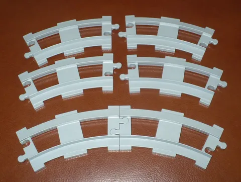 LEGO DUPLO Train Tracks ~ (6) Curved Sections