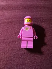 LEGO Pink Classic Spaceman Minifigure Lenny Benny's Space Squad LEGO Movie 70841
