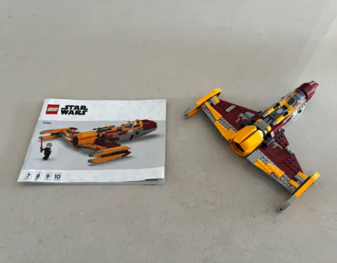 LEGO Star Wars 75364 New Republic E-Wing vs Shin Hati Starfighter - No Minifigs