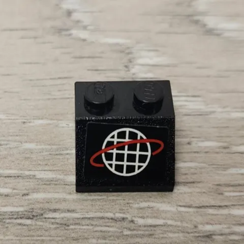 Lego 3039pb030 Black Slope 45 2 x 2 with Alpha Team White Grid Red Ring Logo