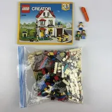 LEGO Creator 3-In-1 - Modular Family Villa Set #31069 - 100% Complete W/ Manual