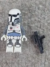 LEGO Star Wars Imperial Trooper Minifigure White Gray Armor Helmet Blaster