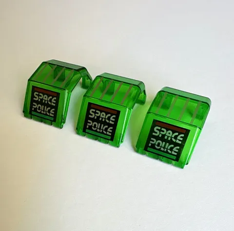 LEGO piece number 2483 transparent green windscreen 4x4x4 Space Police print