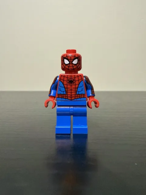 LEGO Marvel Spider-Man Minifigure (sh0684) from The Daily Bugle set 76342