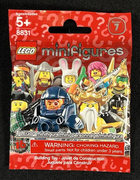 LEGO Minifigures Series 7 (8831) – NEW Sealed Blind Bag Factory Pack 2012