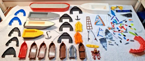 LEGO Boat Hull Bow Paddle Boat Raft and Minifigure Water Accessories Lot