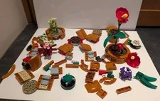 Lego Tiny Plants Garden Botanical Pots Flowers Bug Set